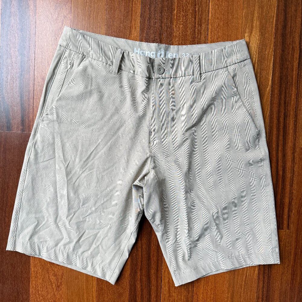 Like NEW Hang Ten Sz 32 Tan Shorts